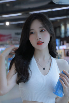年轻的女老板中文演员表